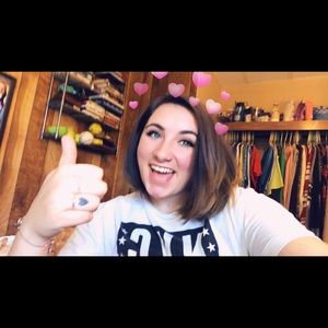 Meet your Posher, Savana